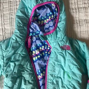 North Face reversible light puffer jacket - 2T